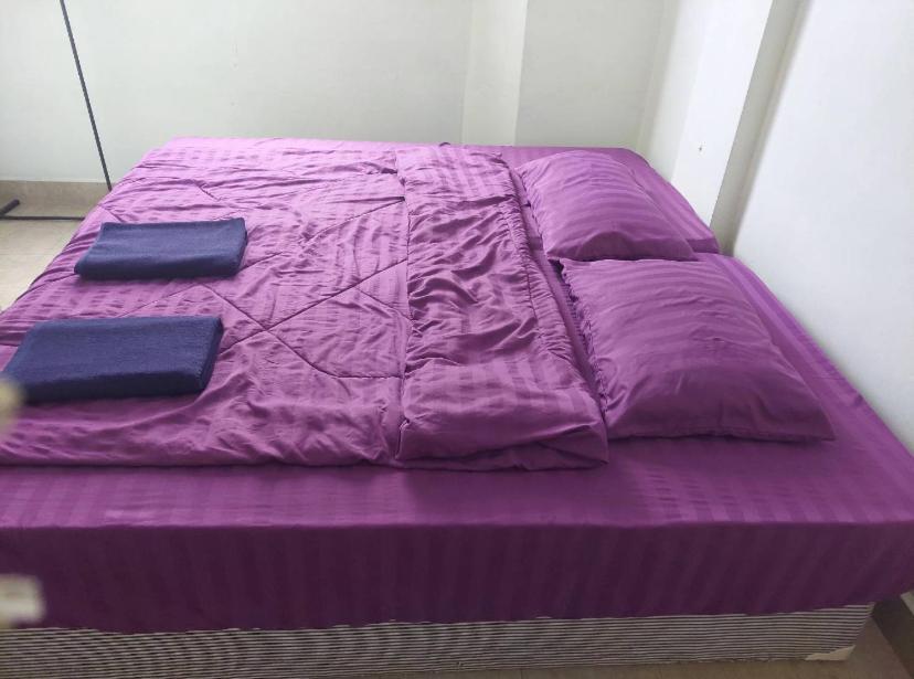 Pluemchai Guesthouse Jomtien Beach Buitenkant foto
