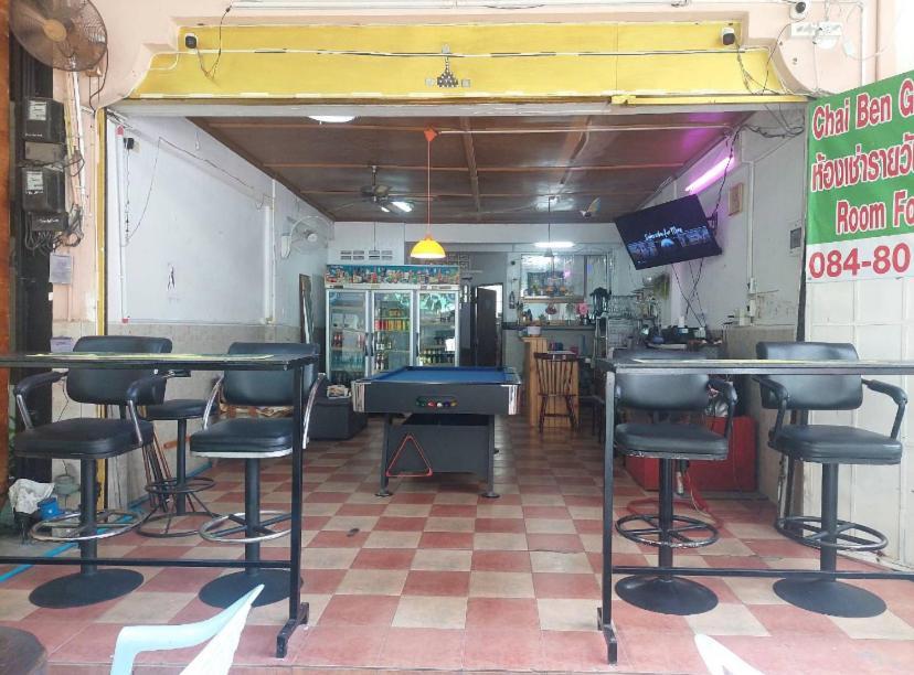 Pluemchai Guesthouse Jomtien Beach Buitenkant foto